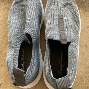 Tommy Bahama Gray Slip-On Sneakers with Knit Upper| Women 8.5. Looks new